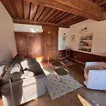 Maison Intra Muros