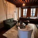 Maison Intra Muros Apartment