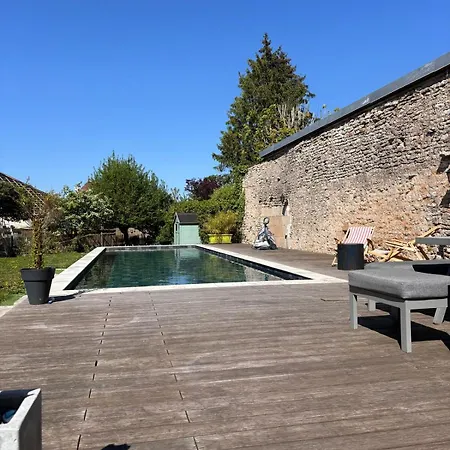 Maison Intra Muros