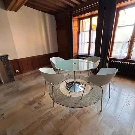 Maison Intra Muros